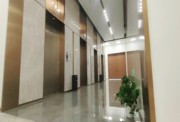 经十东路沿线，地铁、云巴旁国企开发高层办公厂房