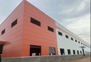 【泾阳优质工业厂出租房】30余亩产业用地，三栋独立厂房灵活租售！ 